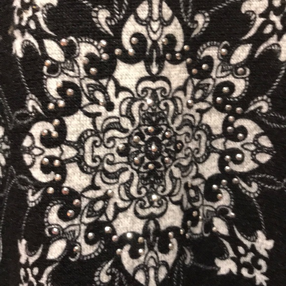 Sweater - Picture 2 of 3